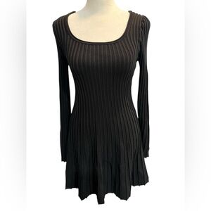 Willow & Wind Long Sleeve Ribbed Mini Sweater Dress - Medium